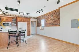 Rock Island Apartment | Cozy and Clean Chic Loft