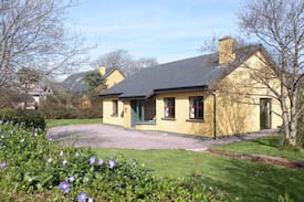 Dingle House | Milltown cottages Dingle quiet peaceful location