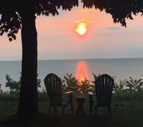 Carsonville House | Little House on the Lake, Relax in Style!