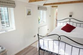 Amersham House | Amersham, Bucks, private en suite garden annexe