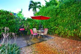 East Little Havana House | Historic Casa Havana - Studio Suite