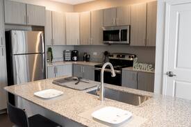 Harrisonburg Apartment | Altitude @ Stone Port Luxury 2 Bed/2 Bath 427