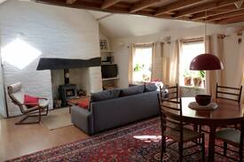 Machynlleth Cabin | Pretty sunny cottage, Machynlleth