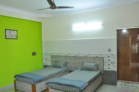 Kanipakam Hotel | VARUN RESIDENCY