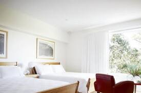 Cabarita Beach Hotel | Casuarina Oceans Retreat - Beachfront -