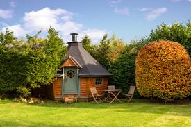 Kendal Other | The Den - Scandinavian BBQ Cabin - Lake District