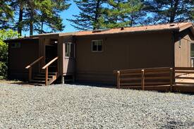 Saunders Lake House | Saunders Lakefront Retreat 600ft from Dunes