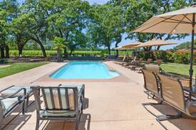 Sonoma House | CASA ESTRELLA - Pool Hot Tub and Vineyard Views