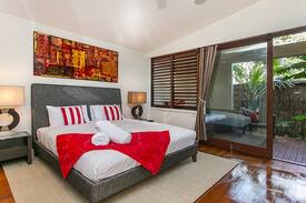 Broken Head House | Amalfi Villa Byron