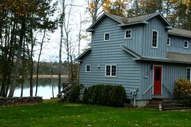 Dexter Cabin | Echo Lake Lodges - Life on the Lake