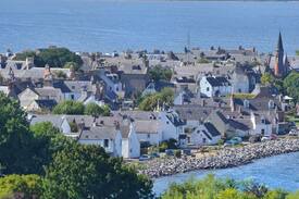 Cromarty Cabin | Cromarty Holiday Home, designed for comfort.