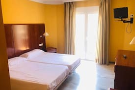 Cenes de la Vega Hotel | OFERTA Habitación Doble con Desayuno en Cenes de la Vega (Granada)