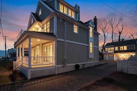 Madison Center Cabin | Charming Madison, CT Carriage House ocean rental