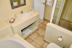 St. Helena Bay Apartment | Palm Apartment (SELF CATERING)