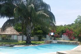 Tocaima House | Amplia Finca con piscinas - VILLA SARA en Tocaima