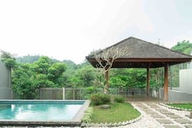 Parongpong Villa | Villa Trinity 17i near Kampung Daun Bandung