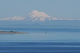 Port Angeles House | Incredible views in remodeled Harbor Bluff House