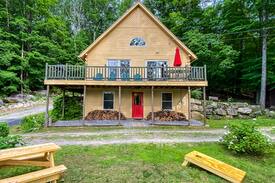 Harrison Cabin | Get away at Crystal Lake