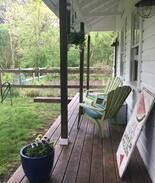Charlestown House | Small Guest Cabin Near Beach at Rockbriar Farm