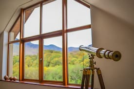 MacGillycuddy's Reeks Bed & Breakfast | Carrauntoohil Retreat -Sunlight to Starlight Room