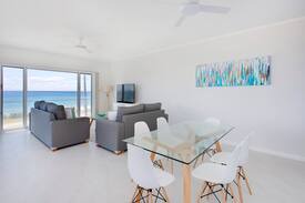 Warilla Apartment | AURA - On Warilla Beach