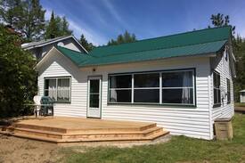 Madawaska Valley Cabin | Barry's Bay cottage - Kamaniskeg Lake