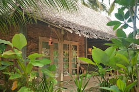 Batu Karas House | Villa Dikebun