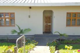 Riversdale House | Eden Self Catering (Riversdale) Room 1