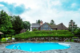 Marietta House | The Honeycrisp House at Beak & Skiff Orchards
