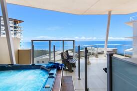 Redcliffe Apartment | 3 Bed Oceanview Penthouse Redcliffe