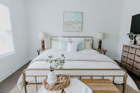 Murfreesboro House | NEW Maple Manor | Murfreesboro Luxury Townhouse