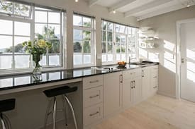 Camps Bay Apartment | Tree Tops, Camps Bay, Self Catering