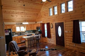 Berea Cabin | THE WILDCAT CABIN