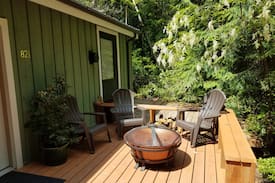 Adelma Beach Cabin | Ravensong Forest Retreat