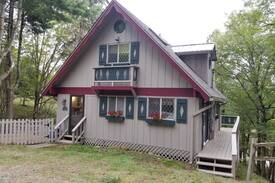 Blowing Rock Villa | Mountain Daisy Chalet - Blowing Rock-near Tweetsie