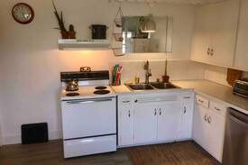 Clintonville Apartment | Family Friendly First Floor Clintonville Duplex