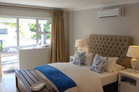 Paarl Bed & Breakfast | Nuwerus standard room - Great Breakfast included