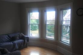 Lowry Hill East Apartment | Apt #3 in the Wedge Neighborhood in Uptown Area