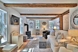 Woodstock House | The Blacksmith House.
