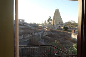 Hampi Hotel | Padma Guest House