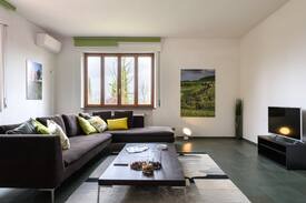 Siena Apartment | WelcHome in Italy: Montalbuccio villa with pool