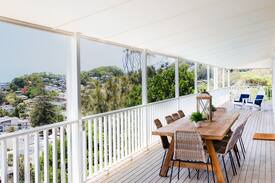 Avoca Beach House | Salt Deck - The Upper Deck