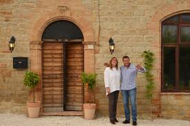Molino Penna Bed & Breakfast | Casale Bramasole B&B - The Olive Room