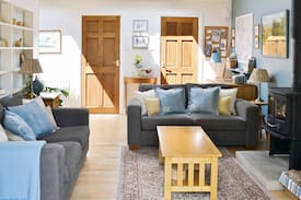 Wigglesworth House | Coachmans Cottage (29892)