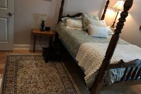 Hanceville House | Close to Blessed Sacrament Shrine