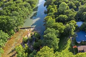 Canyon Lake Cabin | Stone River Cabin - Walking distance to Whitewater