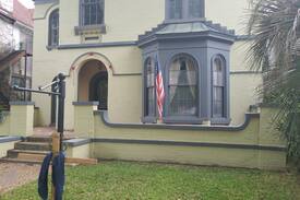 Olde Town Augusta Apartment | Riverwind Manor Royal Palm apt.