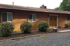 Starford Villa | Raspberry Retreat House Clymer Pennsylvania