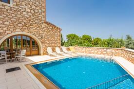 Margarites Villa | Villa Messogea, private luxury!