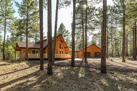 Flagstaff Cabin | Lincoln Log Cabin, Tranquility close to Downtown